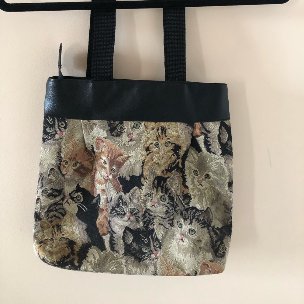 Zipper Tapestry Cat Tote